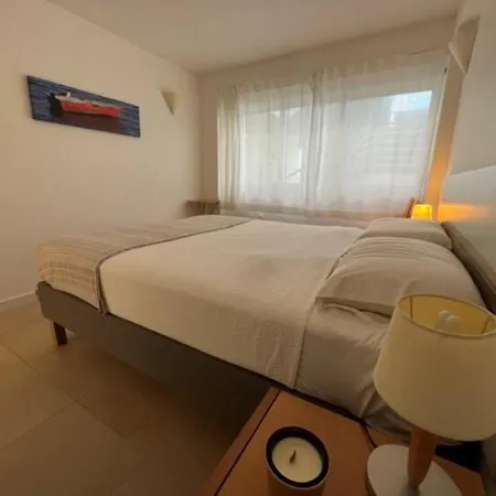 Apartment Golden Sea *