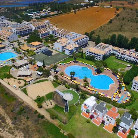 Golden Sea Apartment
